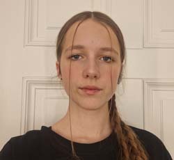 DOBELE Amanda